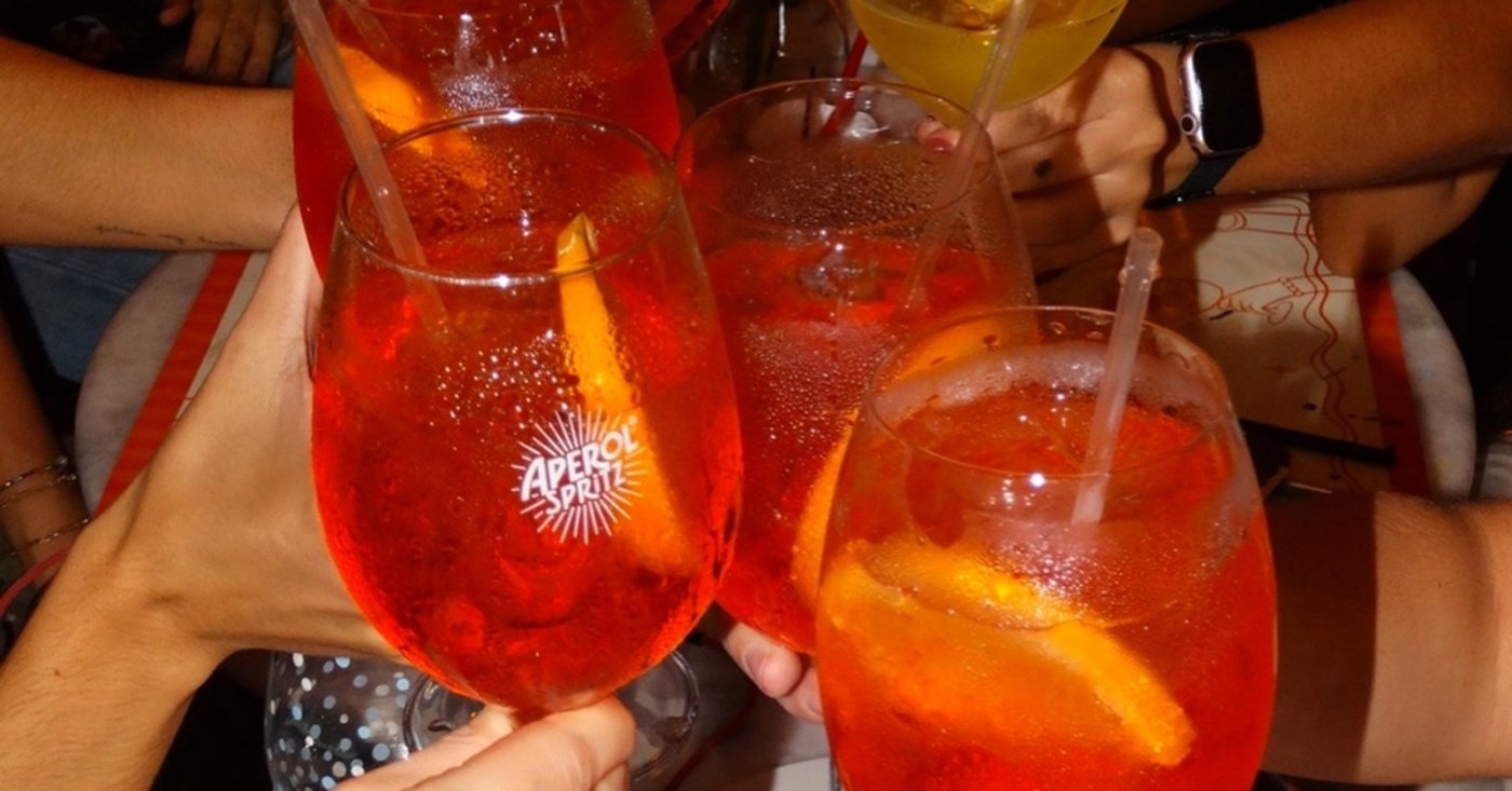 Pincelê: Arte&Spritz | Pintura de dupla de azulejos